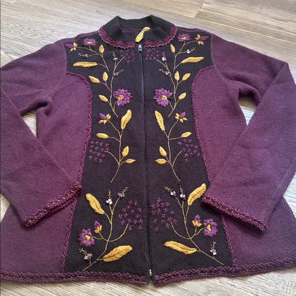Alpaca Fashion |Made in Peru Purple Floral Embroidered Zip Up Sweater Size Large - Picture 2 of 13